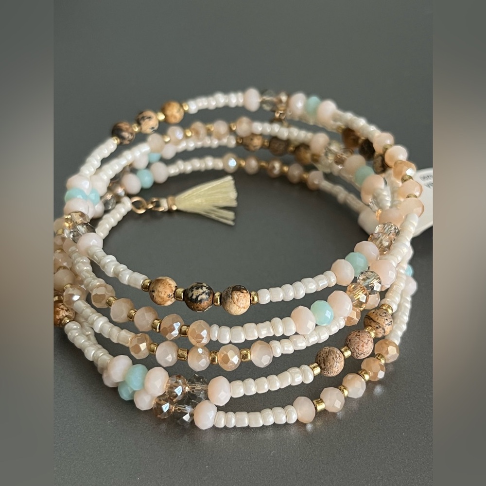 NWT Women’s coil bracelet bundle of 2!